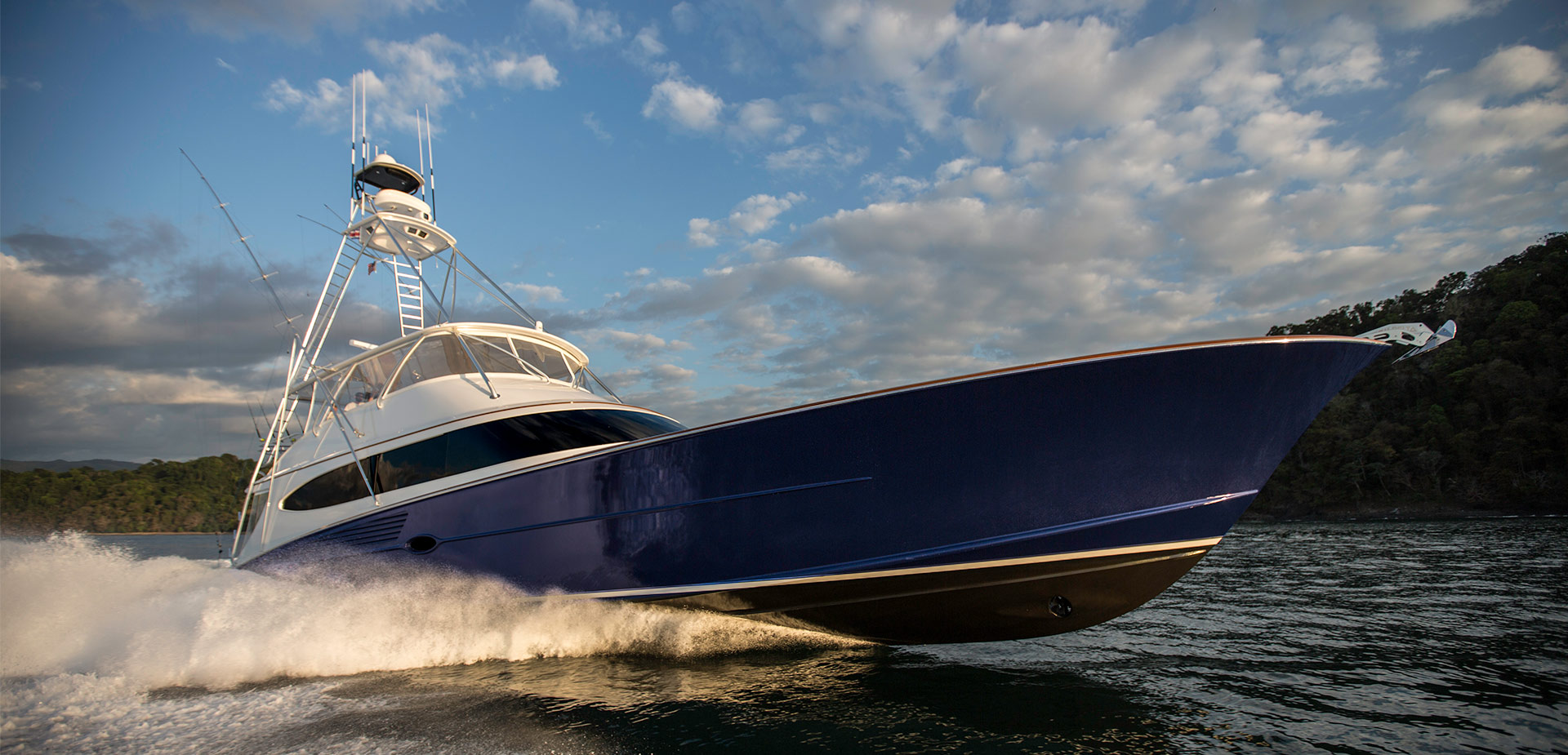 Bayliss 90' Singularis | Custom Sportfishing Boat 