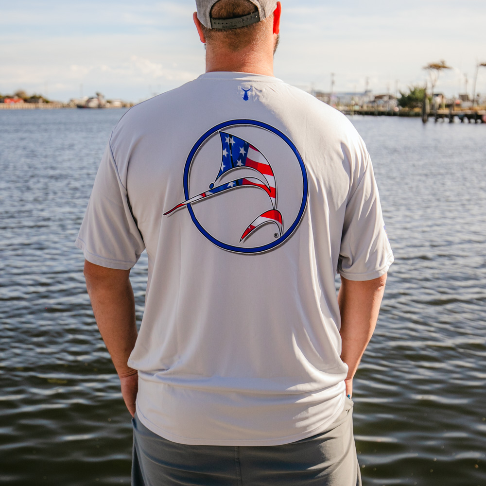 Patriotic Circle Fish Tunaskin Short Sleeve T-Shirt - Bayliss Boatworks