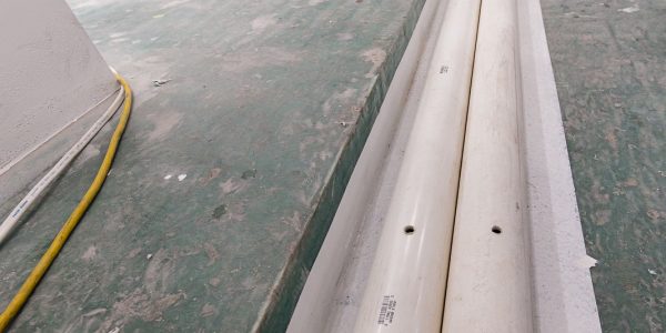 Salon chases installed